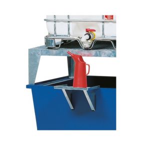 Suport cu clipsare pentru recipiente pe cuve de retentie IBC